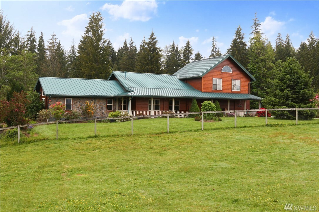 Property Photo:  14224 Woods Lake Rd  WA 98272 