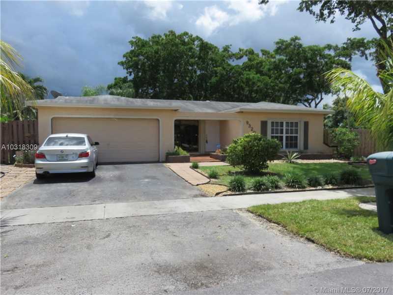 Property Photo:  9320 NW 13th St  FL 33024 