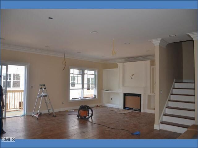 Property Photo:  214 Seaside Avenue  CT 06902