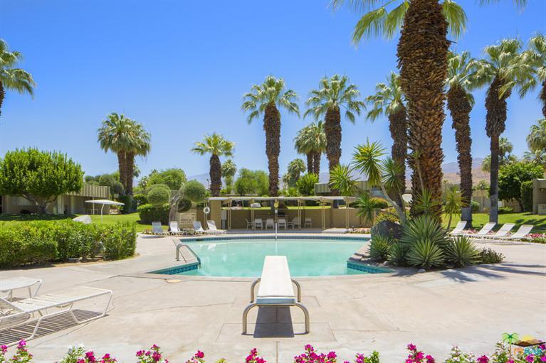Property Photo:  242 Sandpiper Street  CA 92260 