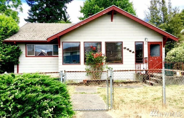 Property Photo:  8651 34th Ave SW  WA 98126 