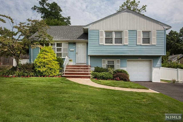 Property Photo:  44 Richard Court  NJ 07661 