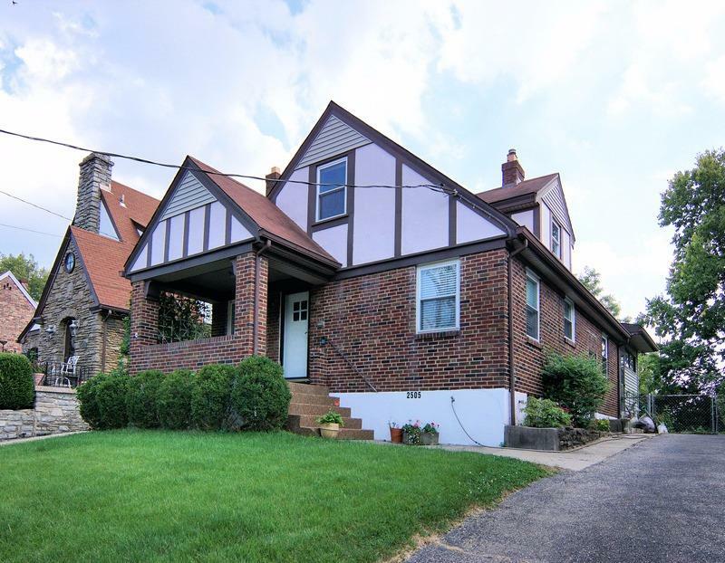 Property Photo: 2505 Indian Mound Avenue OH 45212