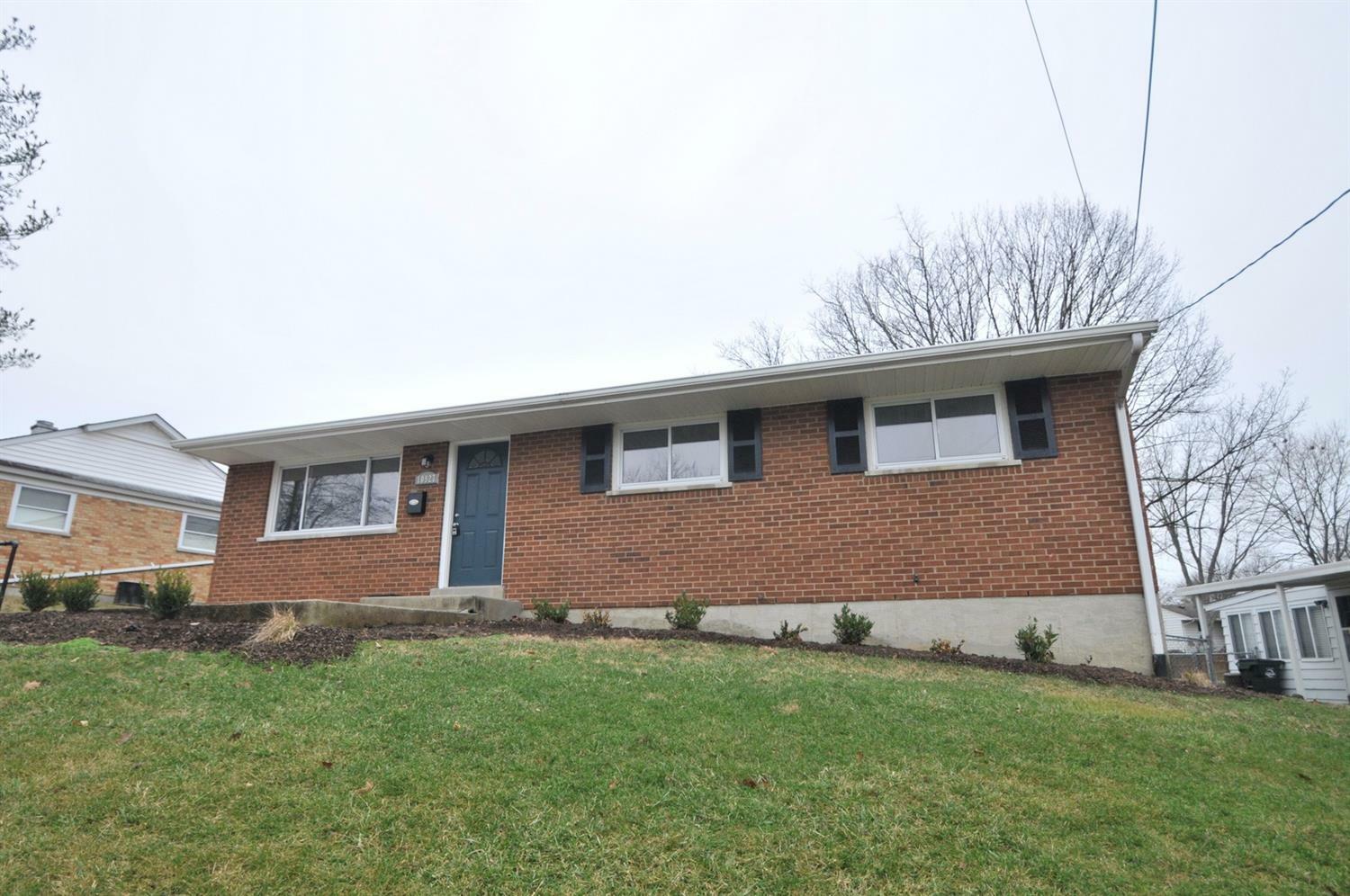 Property Photo:  10927 Willfleet Drive  OH 45241 