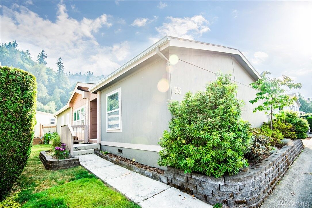 Property Photo:  15400 SE 155th 53  WA 98058 