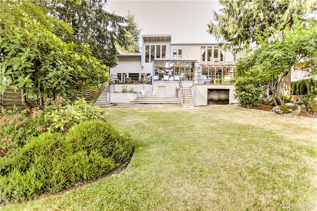 Property Photo: 4928 197th Avenue E WA 98391