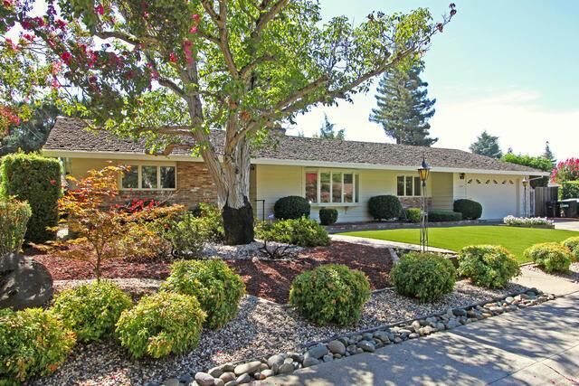 Property Photo:  2024 Lambeth Way  CA 95608 