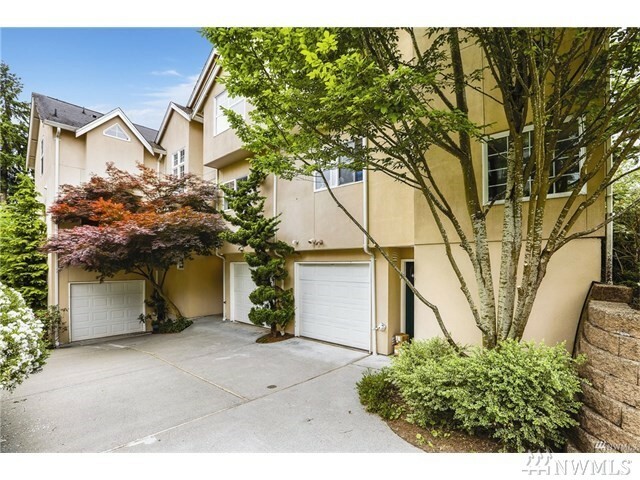 Property Photo: 1723 25th Ave C WA 98122