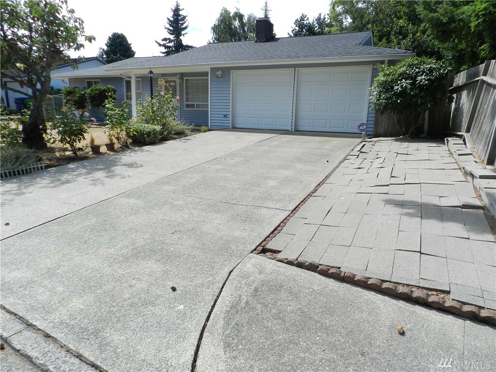 Property Photo: 30111 11th Place S WA 98003