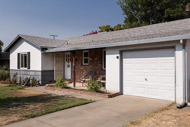 3013 Berkshire Way  Sacramento CA 95864 photo