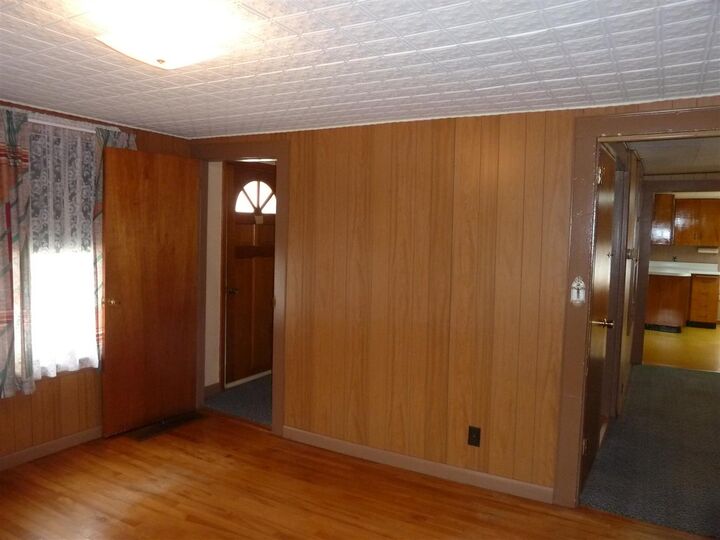 Property Photo: 77 Vine Street NH 03060