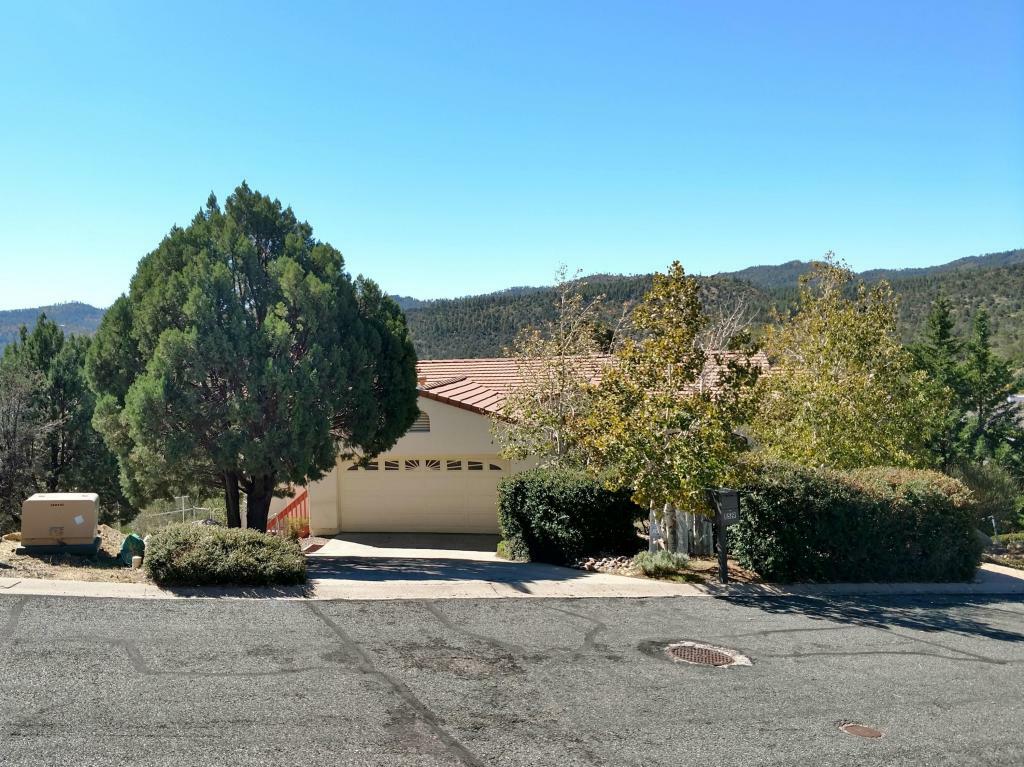 Property Photo:  159 N Horizon Circle  AZ 86303 