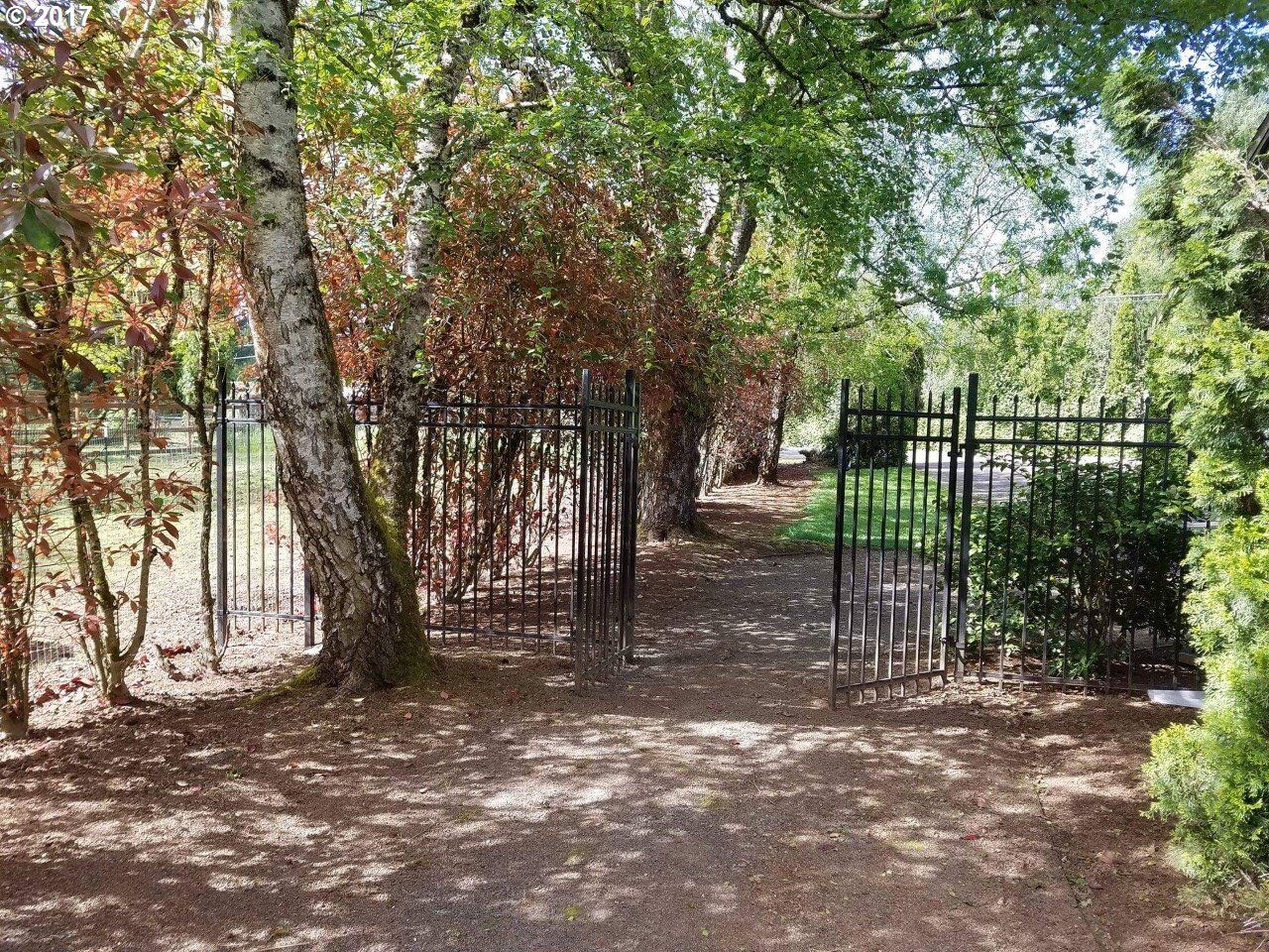 Property Photo:  15384 Holcomb Blvd  OR 97045 