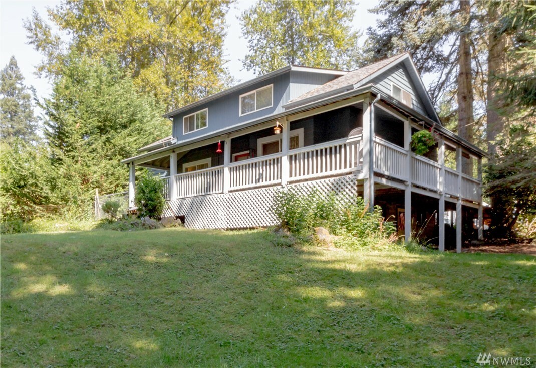 Property Photo:  18416 SE Petrovitsky Rd  WA 98058 