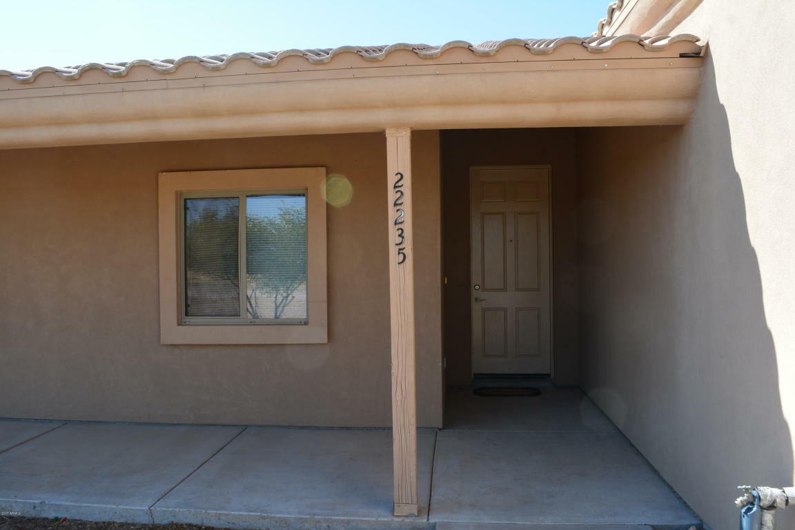 Property Photo:  22235 W Horse Tail Trail  AZ 85361 