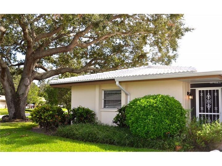 Property Photo:  3772 Amesbury Lane 1521  FL 34232 