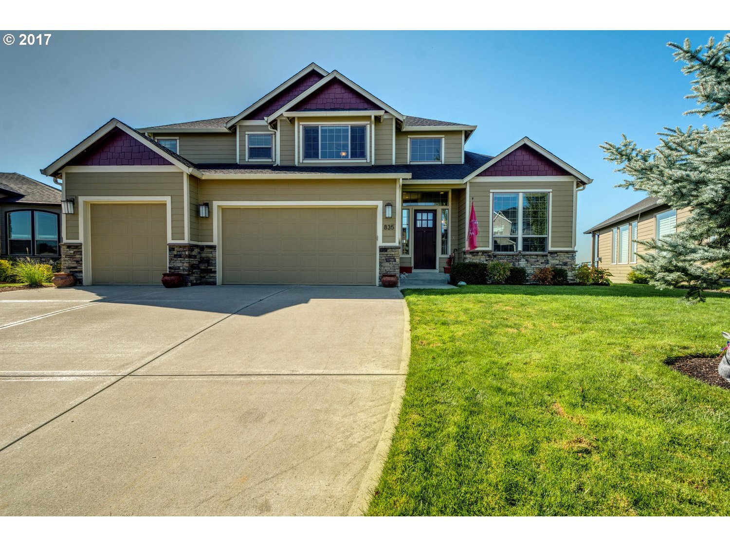 835 N 11th Pl  Ridgefield WA 98642 photo