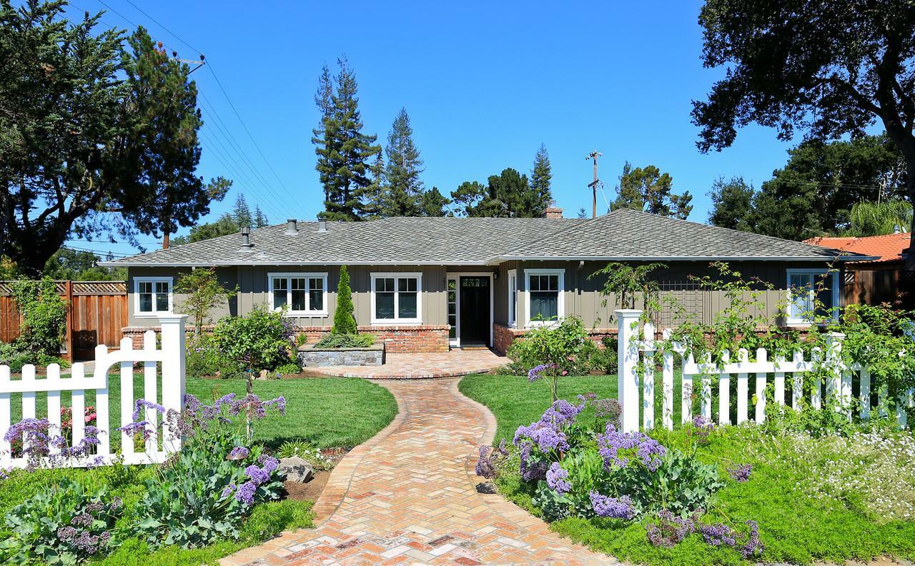 Property Photo:  291 Live Oak Lane  CA 94022 