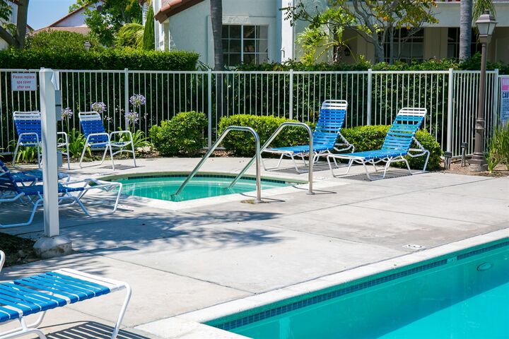 Property Photo: 11550 Caminito La Bar 110 CA 92126