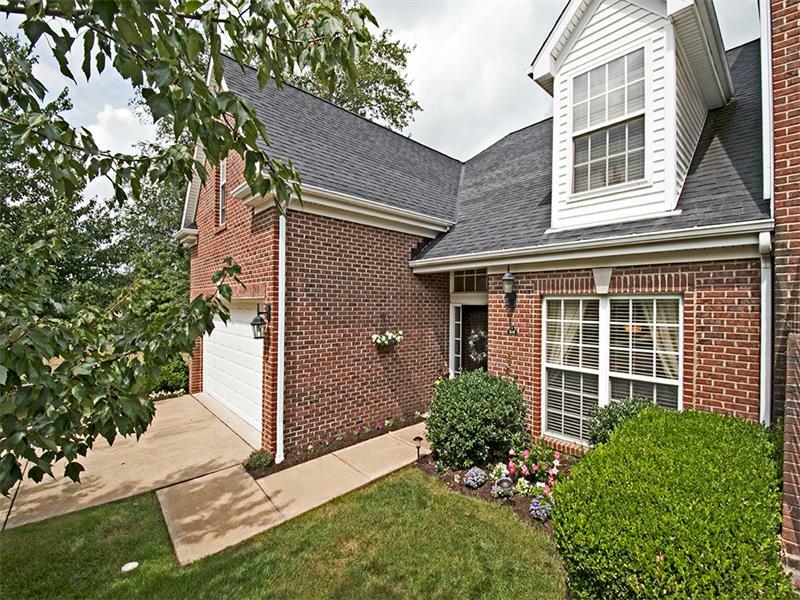 Property Photo:  510 E Vanderbilt Dr  PA 16046 