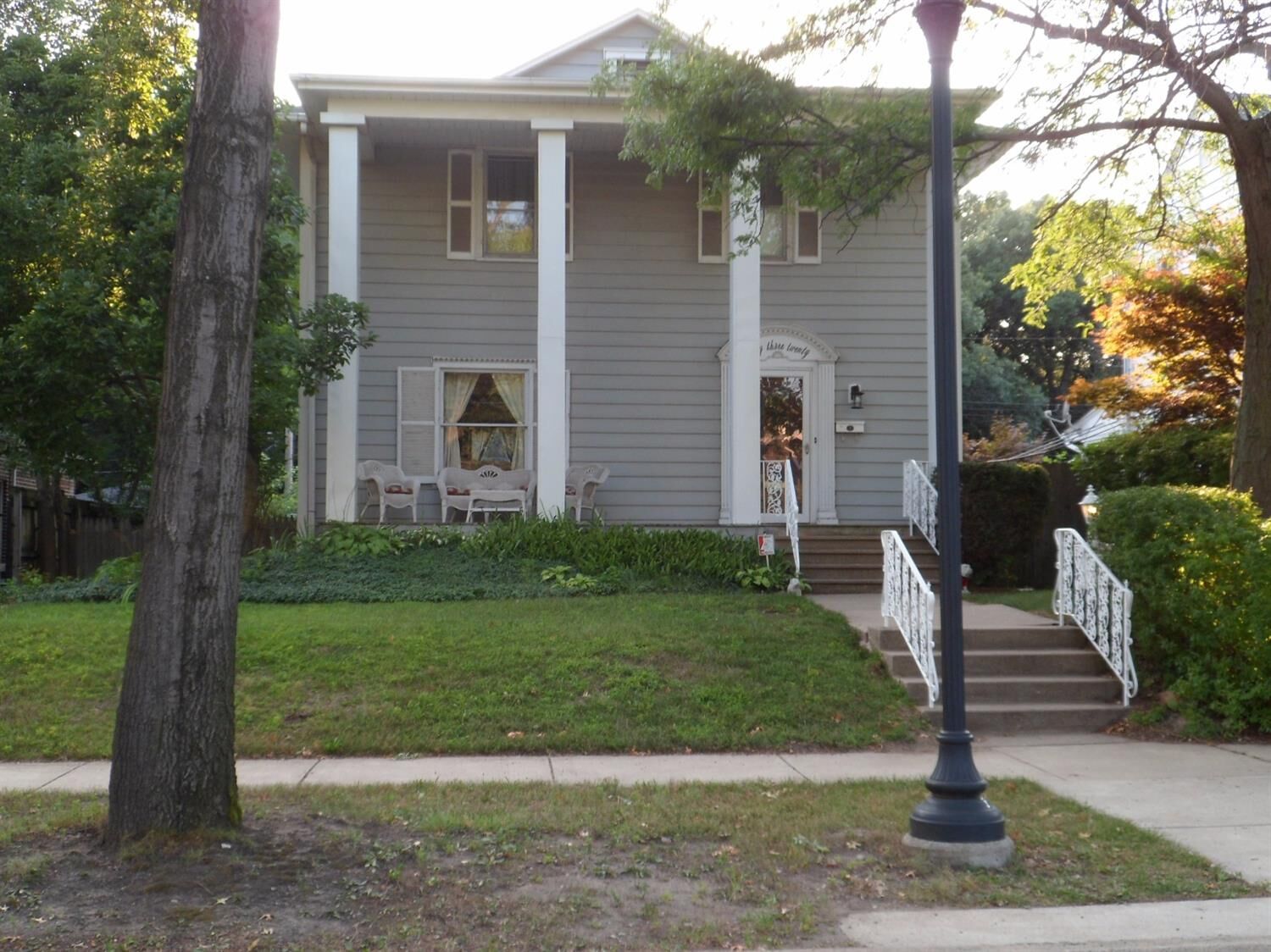 Property Photo:  6320 Forest Avenue  IN 46324 