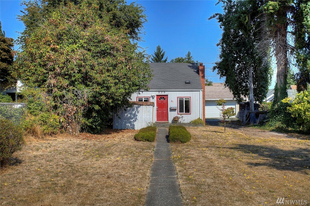 Property Photo:  509 S 60th St  WA 98408 