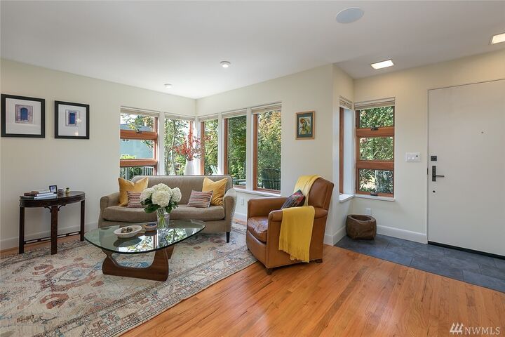 Property Photo: 11602 2nd Avenue NW WA 98177