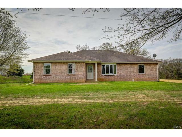 Property Photo: 6512 Woodpecker Lane IL 62298