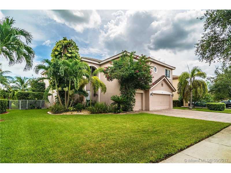 Property Photo:  2075 SW 176th Ave  FL 33029 