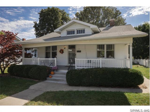 Property Photo: 315 E 4th Street E IL 62269