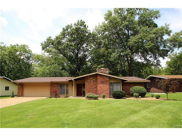 Property Photo: 1511 Fontana Drive MO 63146