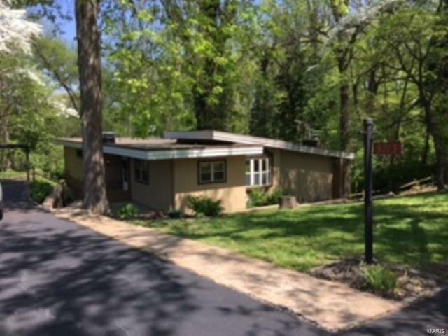 Property Photo: 9713 Old Lincoln Trail IL 62208