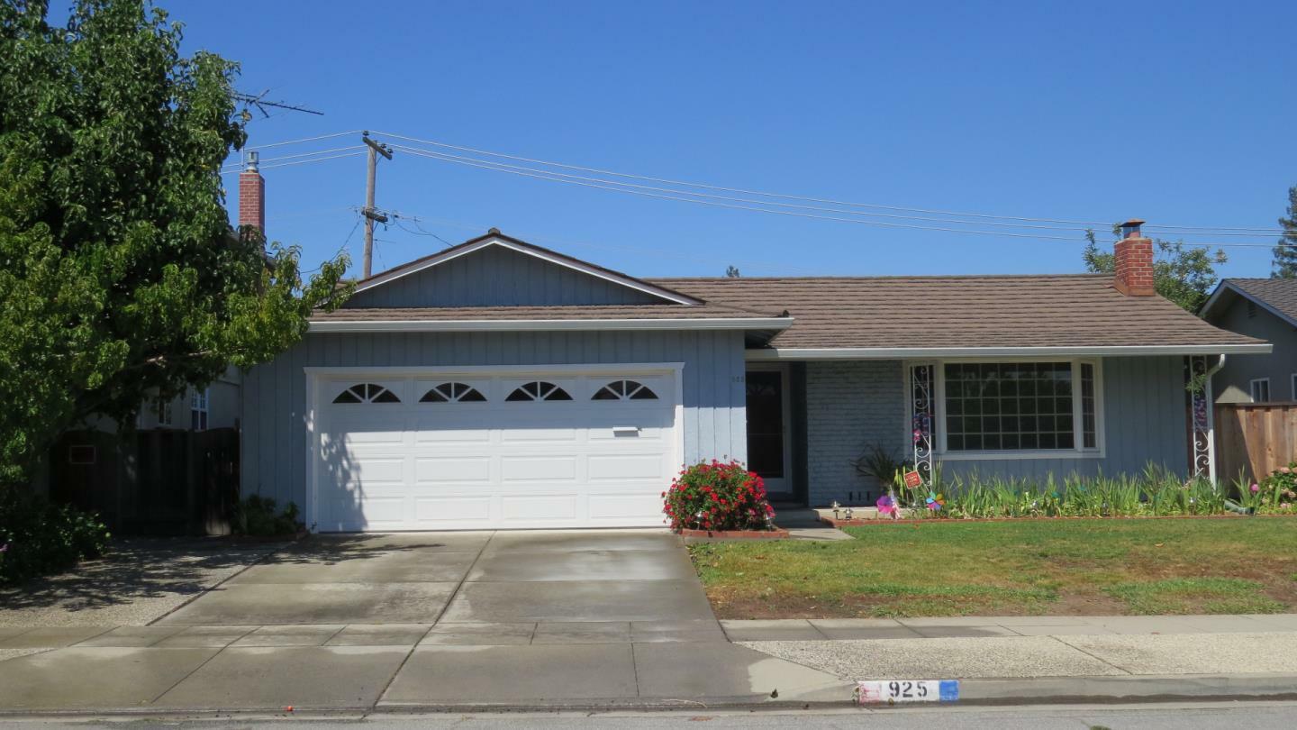 Property Photo:  925 Brentwood Drive  CA 95129 