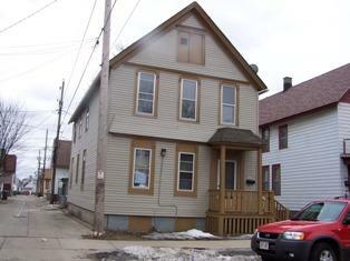 1821 W Scott St 1821A  Milwaukee WI 53204 photo