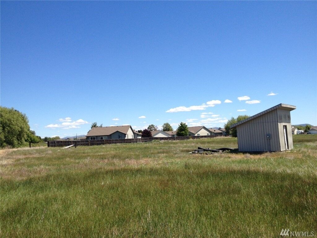 Property Photo:  0 N Gail Road  WA 98926 