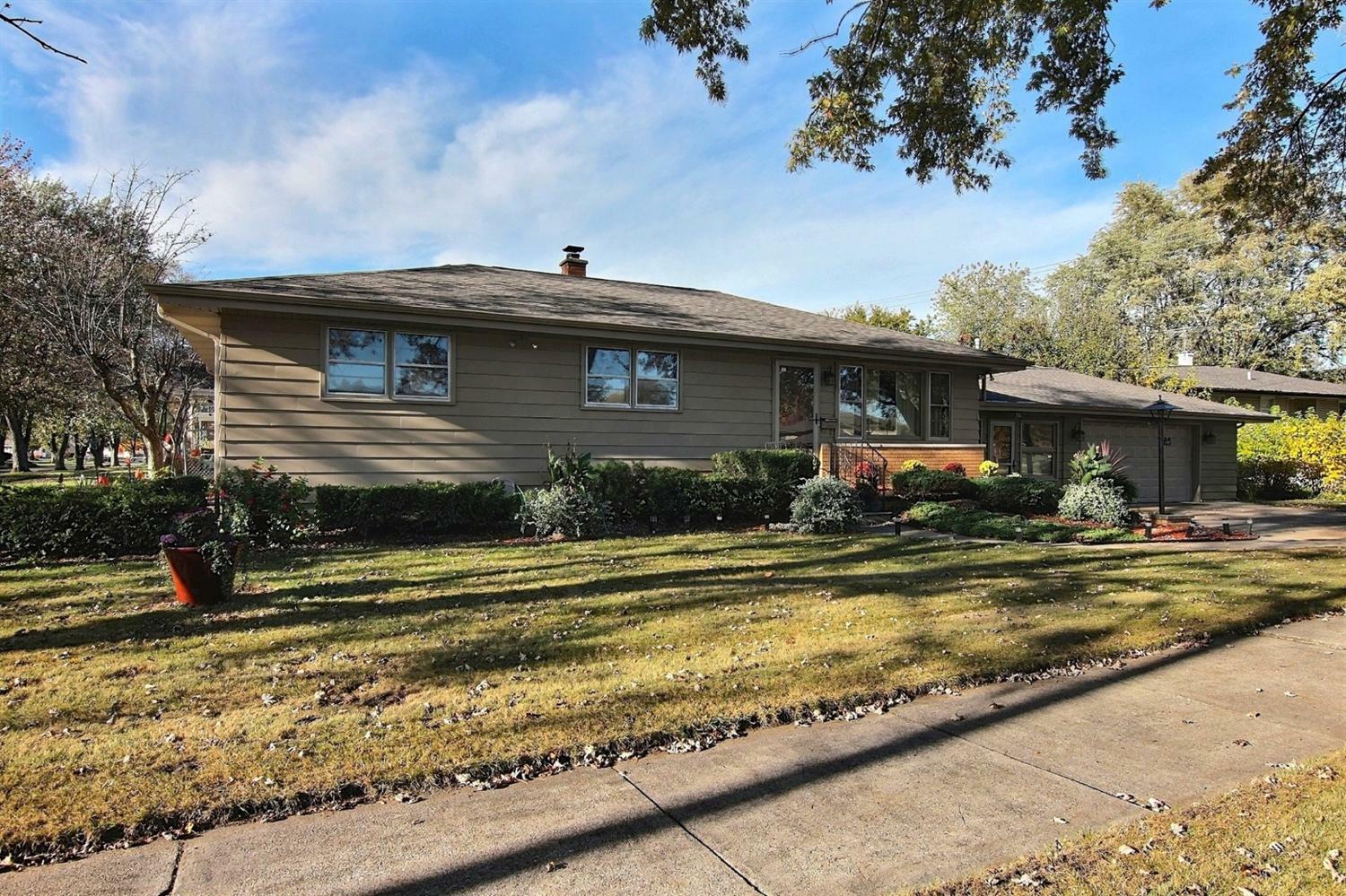 Property Photo: 3305 41st Place IN 46322