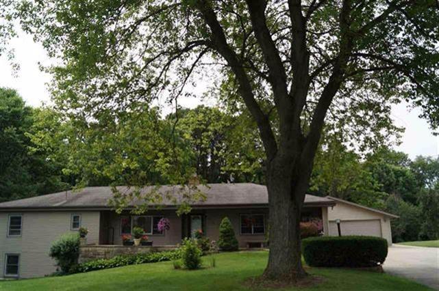 Property Photo: 8306 E Hwy 2 IN 46552