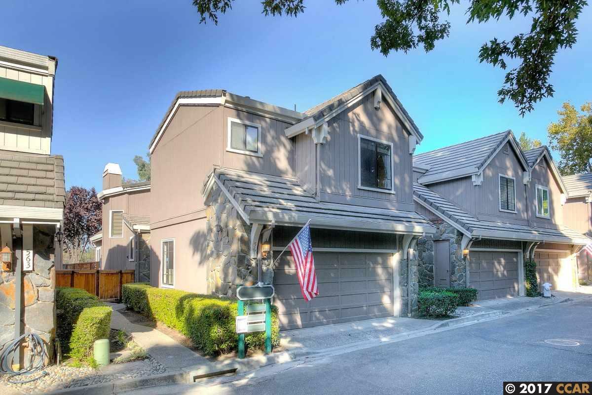 Property Photo:  561 Silver Oak Ln  CA 94506 