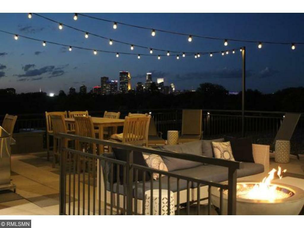 Property Photo: 2817 Girard Avenue S 410 MN 55408