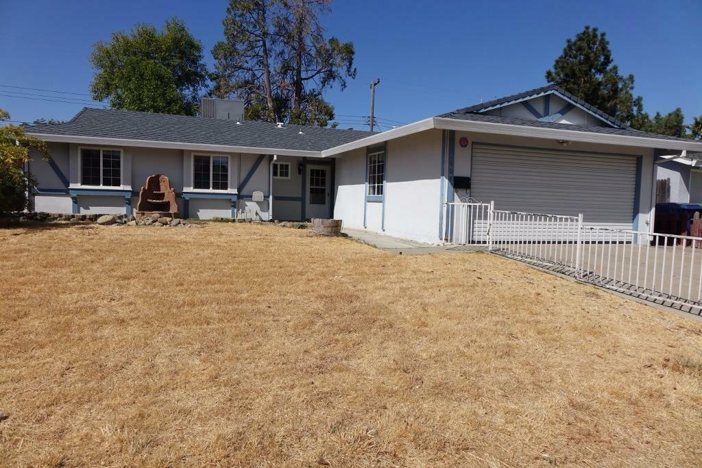 Property Photo:  6908 Peck Drive  CA 95828 