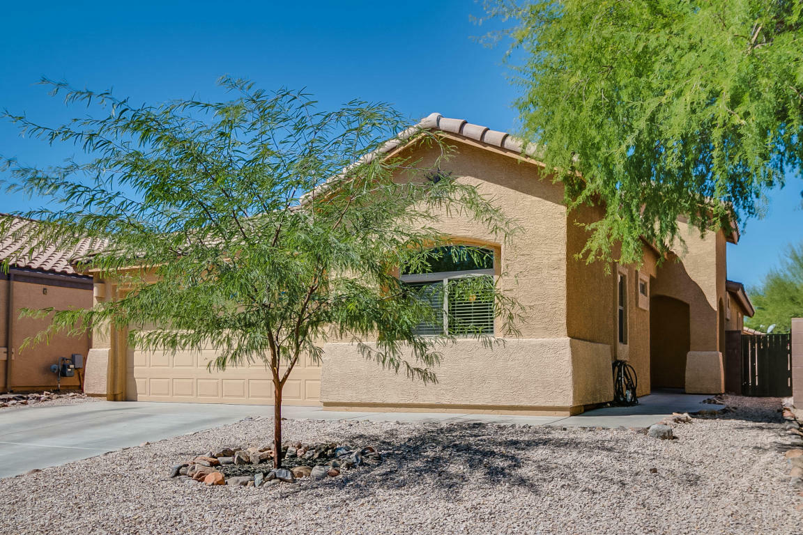 Property Photo:  385 N Rustlers Canyon Drive  AZ 85629 