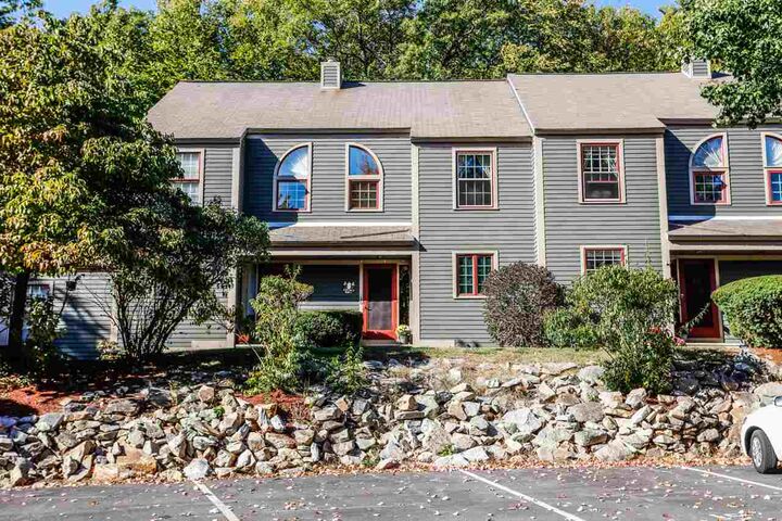Property Photo: 1465 Hooksett Road 16 NH 03106