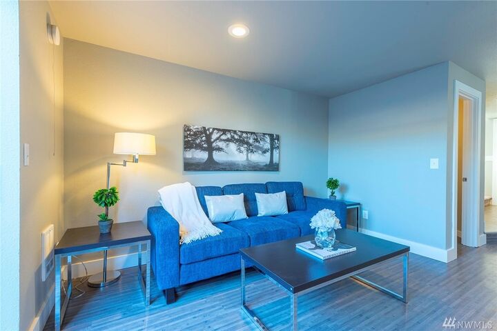 Property Photo:  1432 S 308th Lane  WA 98003 