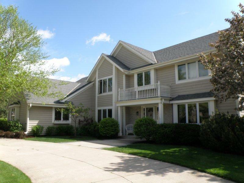 Property Photo:  19240 Whitehall Ct  WI 53045-3744 