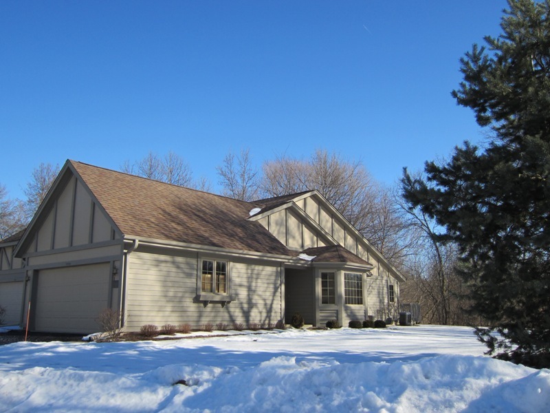 Property Photo:  2870 Teal Ridge Ct D  WI 53045-3474 