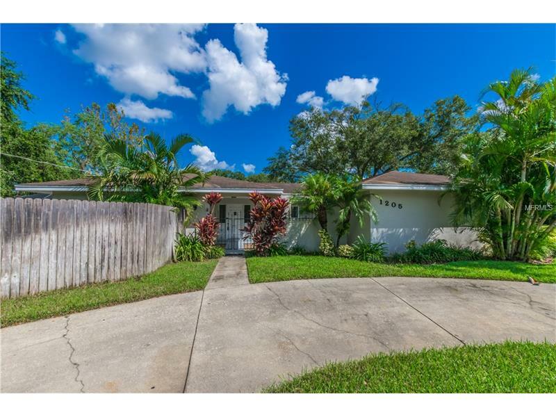 Property Photo:  1205 Keystone Court  FL 33823 