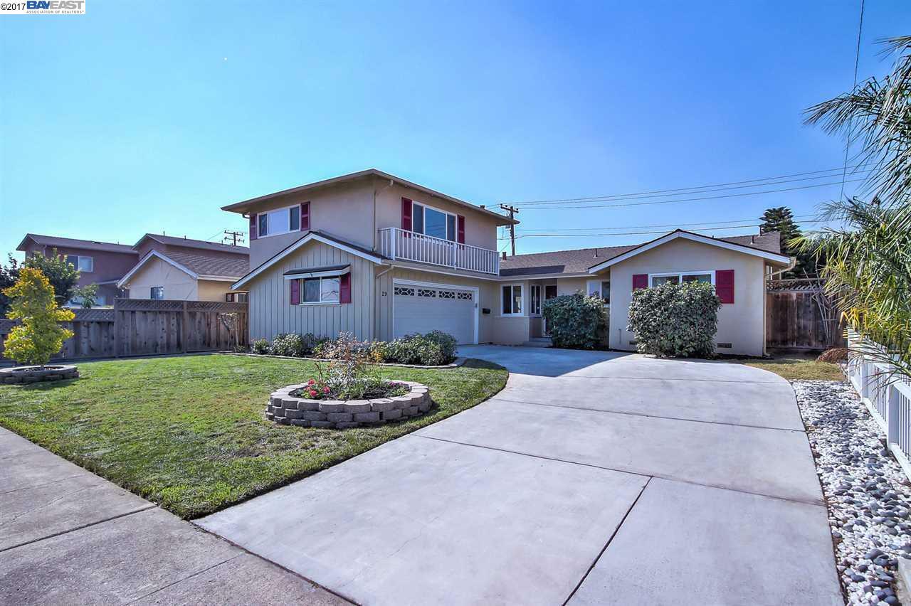 Property Photo: 29 Whittier St CA 95035