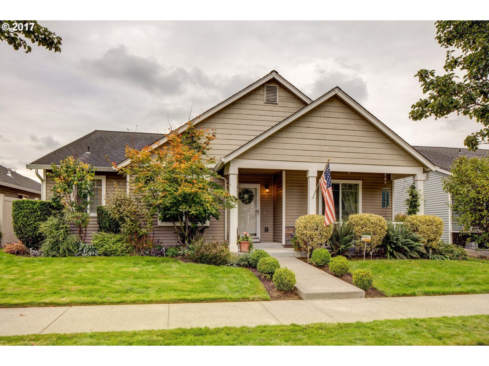 Property Photo:  2109 NW 12th St  WA 98604 