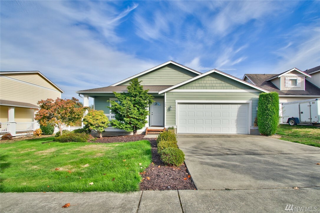 Property Photo:  308 N 30th St  WA 98273 