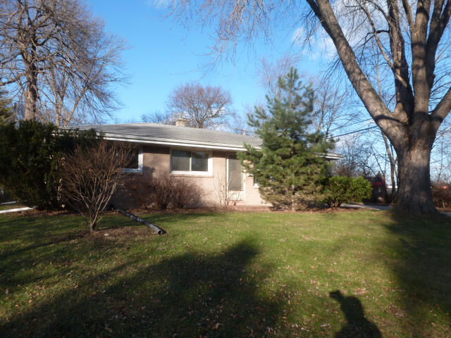 Property Photo:  7000 Dorchester Ln  WI 53129 